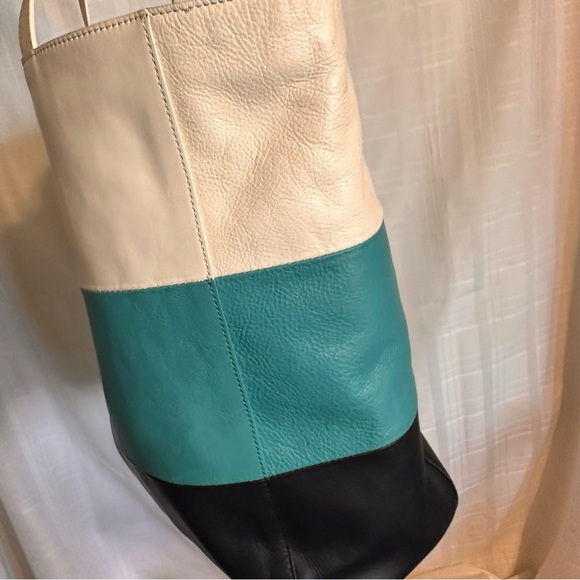 Talbots Bag - Picture 2 of 15